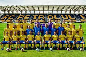 peˈtrolul ploˈjeʃtʲ), commonly known as petrolul ploiești, or simply as petrolul, is a romanian professional football club based in ploiești. Schimbare De Antrenor La Petrolul Ploiesti 3 Nume Grele Din Liga 1 Sunt Pe Lista Jurnalul Prahovean