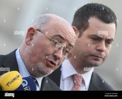 Caoimhghin o caolain sinn fein hi-res stock photography and images