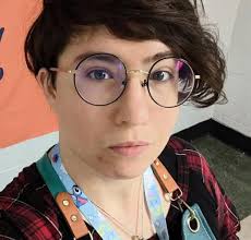 We are beyond grateful to Destiny West, Arts Davidson County board member,  for her vision, dedication, and hard work in planning the inaugural Pixel  Pig Expo! This exciting event brought something fresh