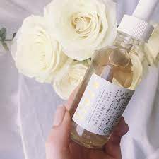 This Flora Toner Is A Dream For Dry Skin I Ve Been Using It On My Husband S Dry Skin And My Baby Sister Uses It For Her Eczema And It Has