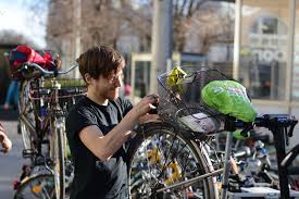 Grune Linz Grune Radrettung Startet In Den Stadtteilen Linz