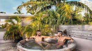 Top 10 gay resorts in Fort Lauderdale • Nomadic Boys