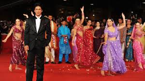His mission is both professional and personal: Schlechtes Frauenbild In Bollywood Das Sagt Shah Rukh Khan Promiflash De