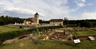 Saint-Romain-de-Jalionas. &Agrave; faire pendant les vacances : visiter le site  arch&eacute;ologique du Vernai