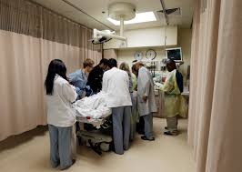 According to the most recent data (may 2019), americans worked an average of 34.4 hours per week. New Guideline Will Allow First Year Doctors To Work 24 Hour Shifts The New York Times