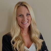 Julie Bauman's Instagram, Twitter & Facebook