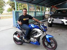 Membaik pulih engine demak skyline 200 dan demak skyline 200 times the blue color changed the swing urm. Demak Skyline 200 Youtube