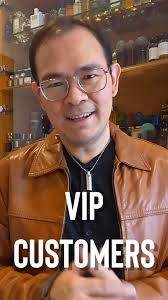 Parfum Berbau Darah, Apakah Benar Aman untuk Digunakan?