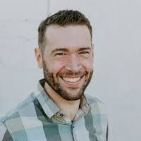 Brett Calder's Instagram, Twitter & Facebook