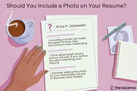 should you include a photo on your resume?
