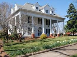 120 Pine St Commerce Ga 30529 Zillow Old House Dreams Old Houses For Sale Antebellum Homes