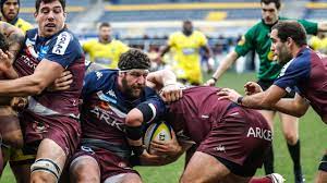 Retour au paddock après le match nul entre l'ubb et clermont, avec cameron woki et rémi lamerat ! I2hlvfdhlci0 M