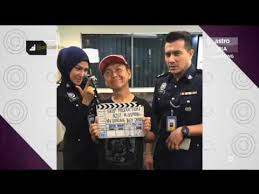 Inspektor daniel tinggal dirumah adiknya danish haikal, jiran kepada maya iaitu seorang model. Hlive Yusof Haslam Bercerita Tentang My Darling Inspector Daniel Youtube