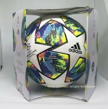 The ball has been given a bold redesign, with the colorful update influenced by the passion of fans and players towards the tournament. Adidas Champions League Finale 2019 2020 Omb Ball Size 5 Dy2560 With Box 192616573471 Ebay