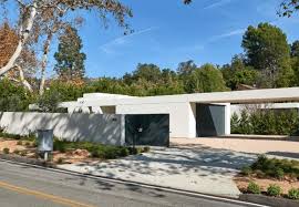 Providing the best lawn care, & grass cutting services in mandeville and covington, la. The Mandeville Canyon Residence Tour Aia Los Angeles