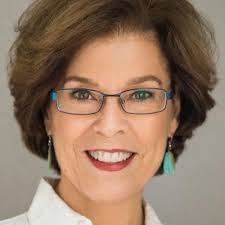 Anna Racicot's Instagram, Twitter & Facebook