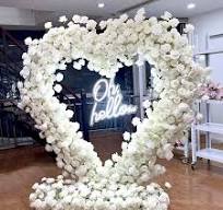 New Wedding Truss Heart-shaped Door Arch Shelf Outdoor Wedding Decorative  Door Tourist Park Decorated with Wrought Iron Arch.