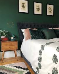 Contrasting colors, brown and white, are on full display in this main bedroom. 43 Jade Bedroom Ideas Bedroom Wall Paint Diy Wall Painting Wall Paint Designs