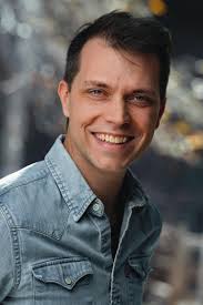 Charmless: a romance without Charm (2021)