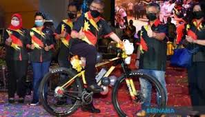 Jabatan belia dan sukan sarawak, kuching, sarawak. Kementerian Belia Dan Sukan Sarawak Serah Geran Rm5 Juta My Tv Online