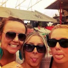 Felicity Rowe (@felicity_rowe)