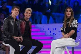 Con benji & fede 2020/2021 puoi ascoltare il più grande catalogo di canzoni online gratuite del mondo offerto da benji & fede. Benji Si E Fidanzato E Fede Commenta E Un Ottimo Amico Anche Se Ha La Ragazza