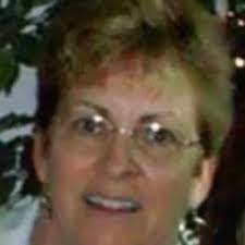 Martha Winstead's Instagram, Twitter & Facebook