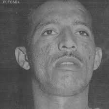 Jun 17, 2021 · o jogador já superou nomes importantes como petkovic (57 gols), edílson (51) e adriano (46). Vale Zizinho Em Milhao Jogador De Futebol