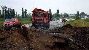 Imagini dramatice au fost filmate la accidentul de pe e85, lângă mihăilești, în județul buzău. Explozia De La MihÄilesti 100 De Ani In 100 De Momente