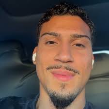 Albert Comas (@acomas0) • Instagram photos and videos