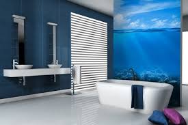 Öyle ki sudan etkilenmeyen duvar kağıtlarına 10 yıl sudan etkilenmeme garantisi veriliyor, bunun yanında rutubeti ve nemi önleyen yapısı ile duş küçük bir banyoya sahipseniz sade ve açık renkli duvar kağıtları ilk tercihiniz olmalıdır. Suya Dayanikli Duvar Kagidi Modelleri 2017 Dekorasyon Hakkinda Hersey