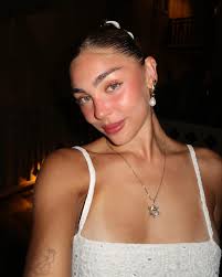 Maja Kravarusic • מאיה 🎗️‎ (@maya.keyy) • Instagram photos and videos