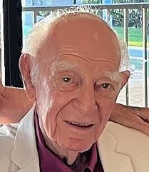 Albert Auer's Instagram, Twitter & Facebook