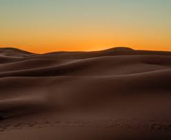 To the south, it extends nearly 1,500 miles (2,400 km). The Columbia Chronicle In Crisis Desertification Threatens A Way Of Life In The Sahara Desert