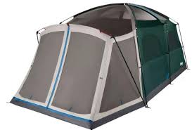 It has two room dividers that divide the tent into three rooms. Coleman Skylodge 12 Person Tent With Screen Room Tall Large