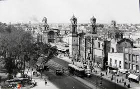 Avenida Hidalgo Hacia 1940 Ciudad De Mexico Fotos De Mexico Ciudad De Mexico Mapa