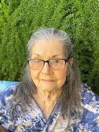 Susana Vidrio's Instagram, Twitter & Facebook