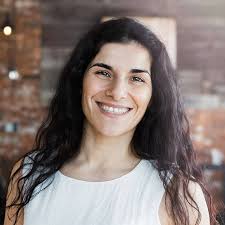 Lucia Thomas's Instagram, Twitter & Facebook