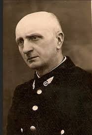 Family research: Can anyone tell me anything about this uniform please?  Franciszek was born Jan 1889, Jaktorów