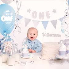Sure cake is delicious, but candies like gumballs, lollipops and chocolates displayed in cute containers add pizazz to your dessert table, and your guests will love taking a bag of sweet treats home! 1st Birthday Party Ideas Party Pieces