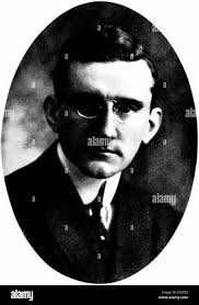 Middle east correspondent hi-res stock photography and images