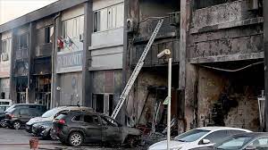 Ankara'nın yenimahalle ilçesinde bulunan ankara ticaret borsası (atb) i̇ş merkezi'nde saat 16.00 sıralarında çıkan yangın, itfaiye ekiplerinin 7 saatlik. Ankara Da Kimyasal Madde Ureten Is Yerinde Cikan Yangin Buyuk Hasara Neden Oldu