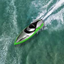 Hitting the water in a boat? Boatmodo The Best Gifts For Boaters