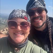 Can kids under 1 ride kiddy rides with parents?