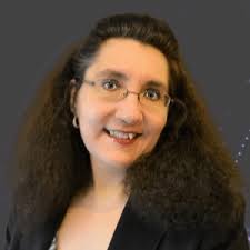 Lisa Ventura's Instagram, Twitter & Facebook