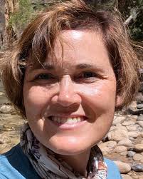 Meet your teacher! 🍎 Will you be in 5th grade this fall? Mrs. Amanda  Stonier will be your amazing teacher this year! Mrs. Stonier previously  taught 4th grade at Vernonia Elementary School