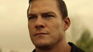 Alan Ritchson (de Reacher) nasceu para interpretar o cara do DOOM, e você  não pode me convencer do contrário : r/Doom