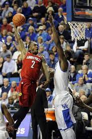 Russ Smith Dunking Over Uk Player During Their Annual Game In The 2013 14 Season Louisville Cardinals Basketball Louisville Cardinals Louisville