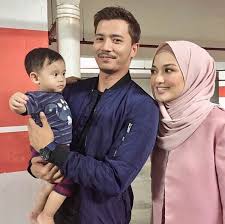 Fazura nafi letak syarat tampil dengan fattah amin semasa jadi penyampai ffm30 ffm30 sudah pun selesai. Rotikaya Keluarga Kecil Fattah Amin Dan Neelofa Facebook