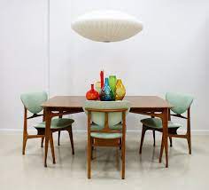 Restaurateur at mint dining room nelson, nelson, new zealand 5 connections. Nelson Ish Lamp Hovering Over A Danish Modern Dining S Dining Room Furniture Modern Mid Century Modern Dining Room Furniture Mid Century Modern Dining Room
